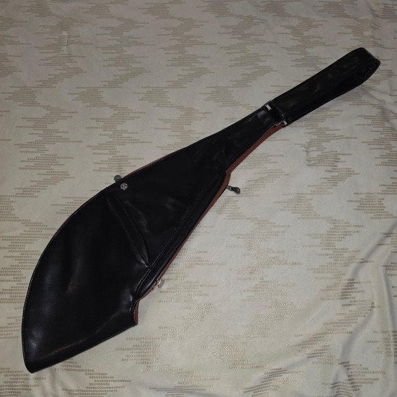 Sash Bag Reversible Black Cognac Brown Vegan Leather Ergonomic Crossbody Bag - Picture 3 of 9